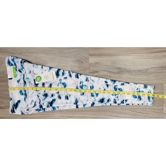 NWT Gaiam OM Fit Leggings size xsmall - Picture 4 of 10